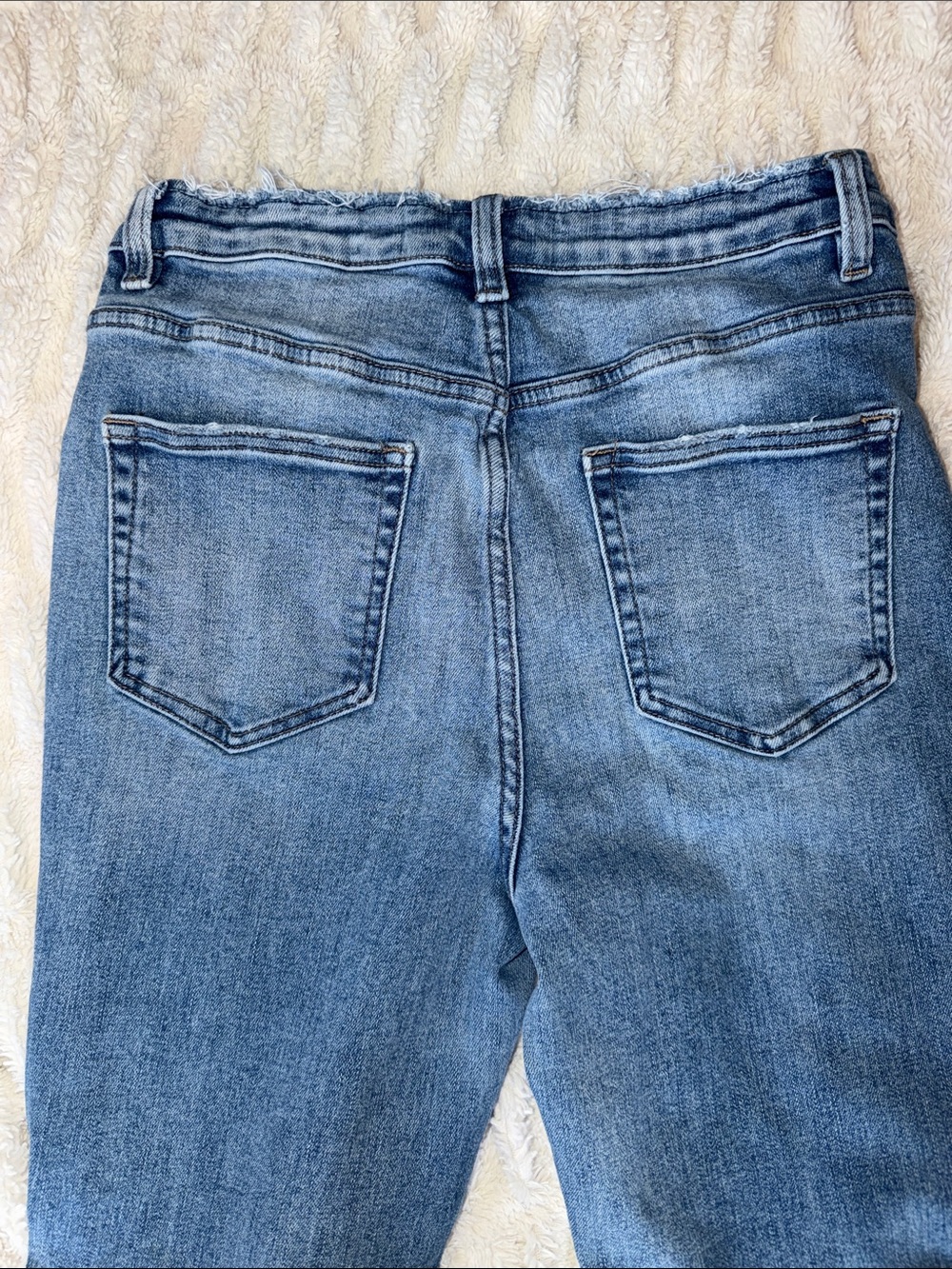 bridge by gly Distressed Bell Bottom Jeans with design 30x29 - Picture 11 of 16